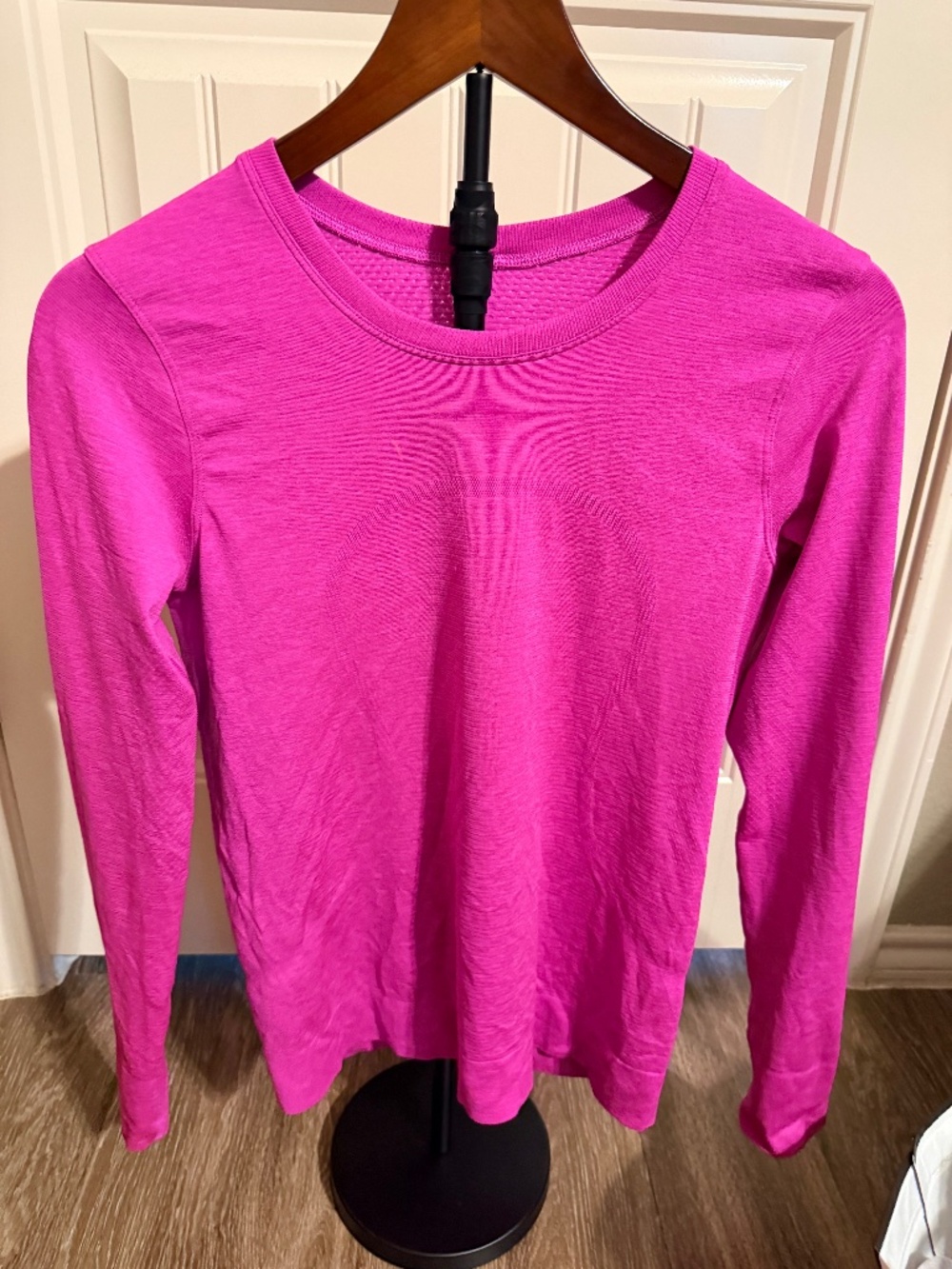 Lululemon Swiftly Relaxed Long Sleeve Shirt Hip Length Size 4